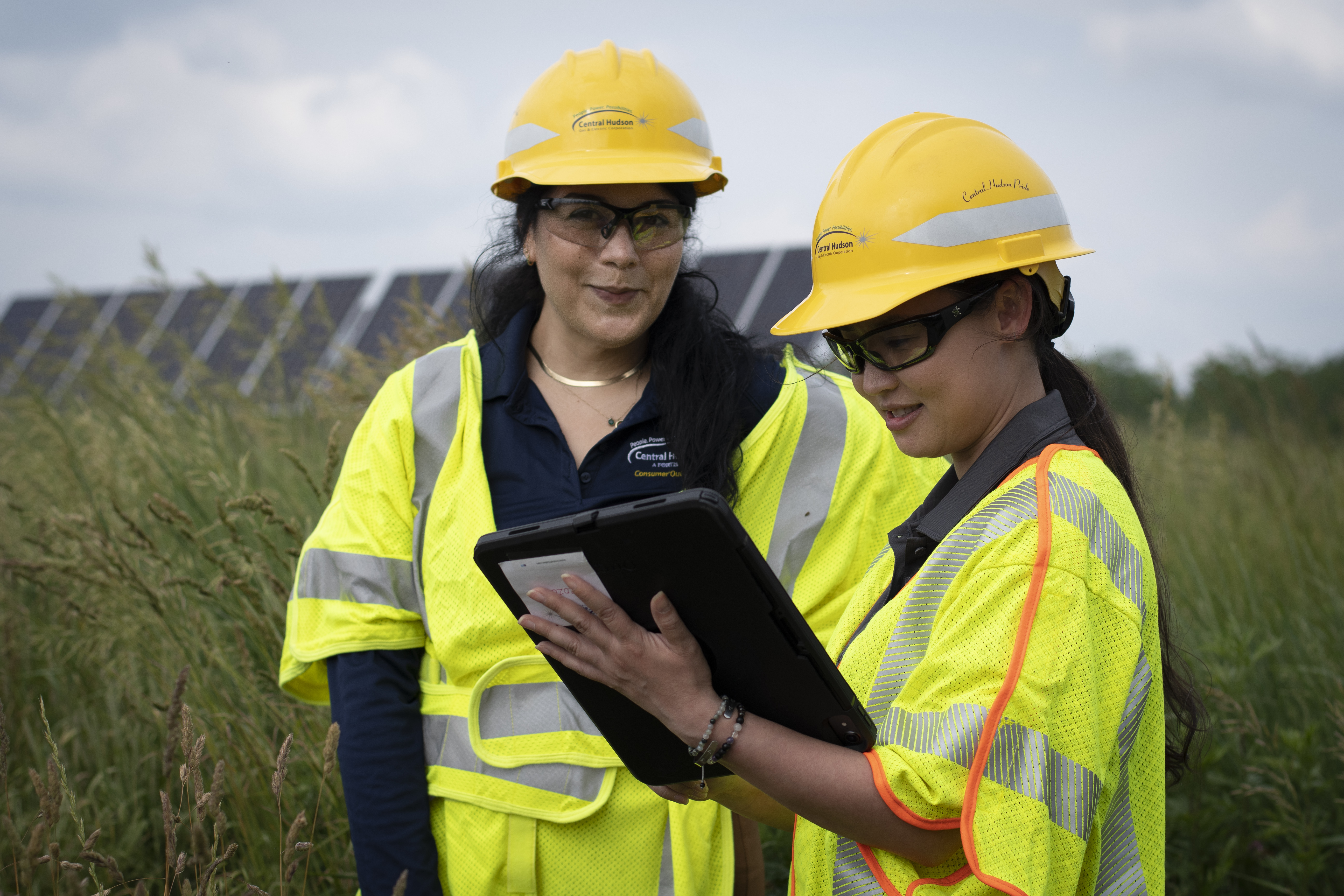 CH workers in solar field