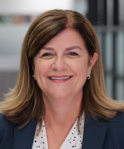 Stephanie Raymond
