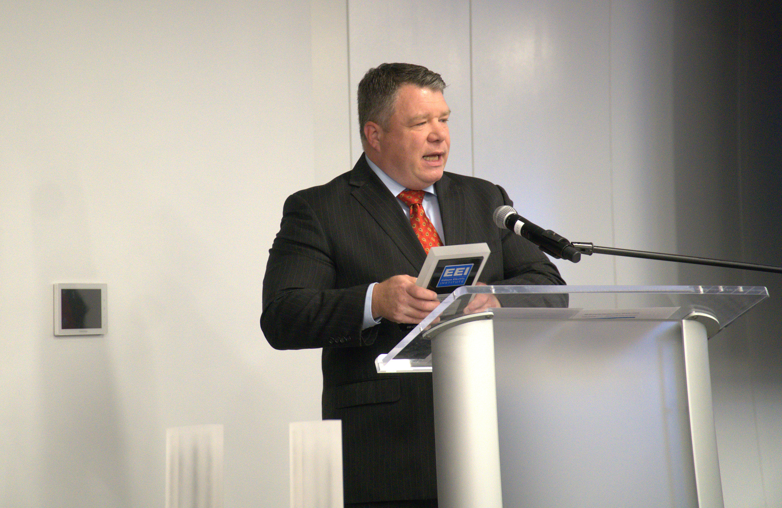 10302026_EEICitizenshipAward1.jpg